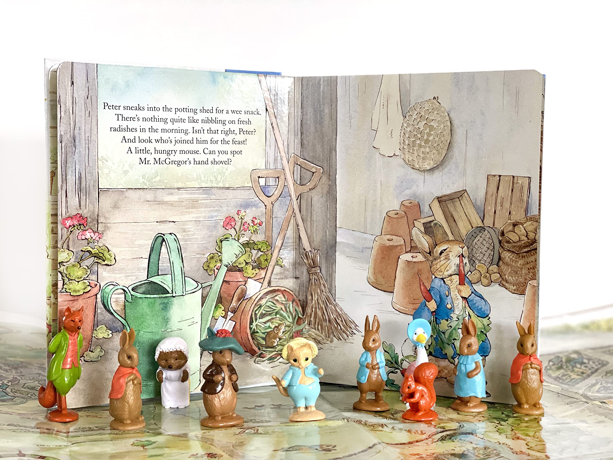 Phidal The World of Beatrix Potter Peter Rabbit My Busy Books - Includes Storybook, 10 Figurines, Playmat | Ages 3+ 4