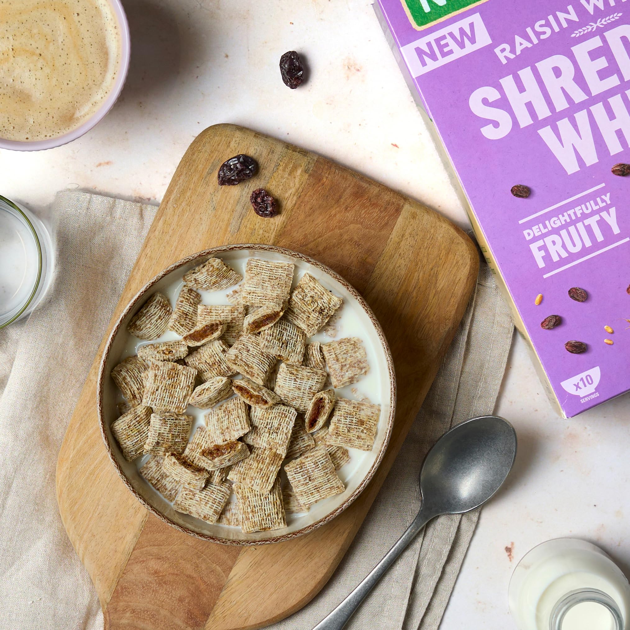 Nestlé Shredded Wheat - Bitesize Raisin Wholegrain Cereal | Small Size 2