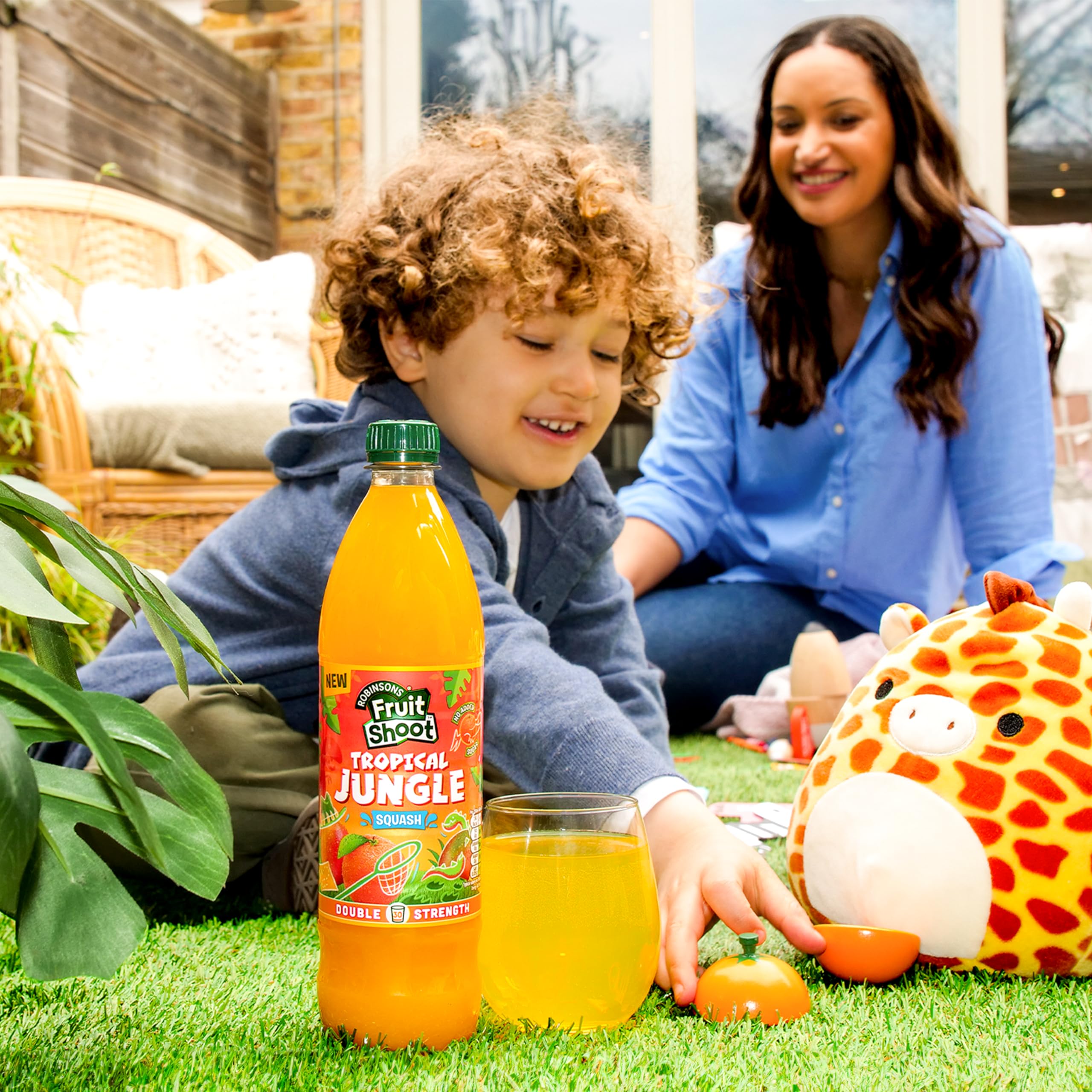 FRUIT SHOOT Tropical Jungle Double Strength Squash - Orange & Mango | 750ml Concentrate 4