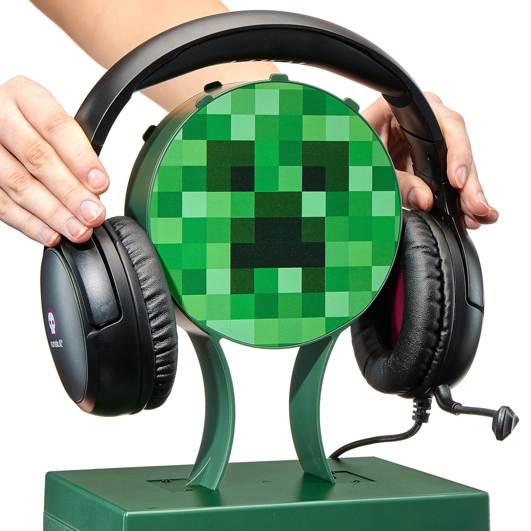 Minecraft Creeper Gaming Locker & Storage Stand by Numskull – Holds 10 Games, 4 Controllers