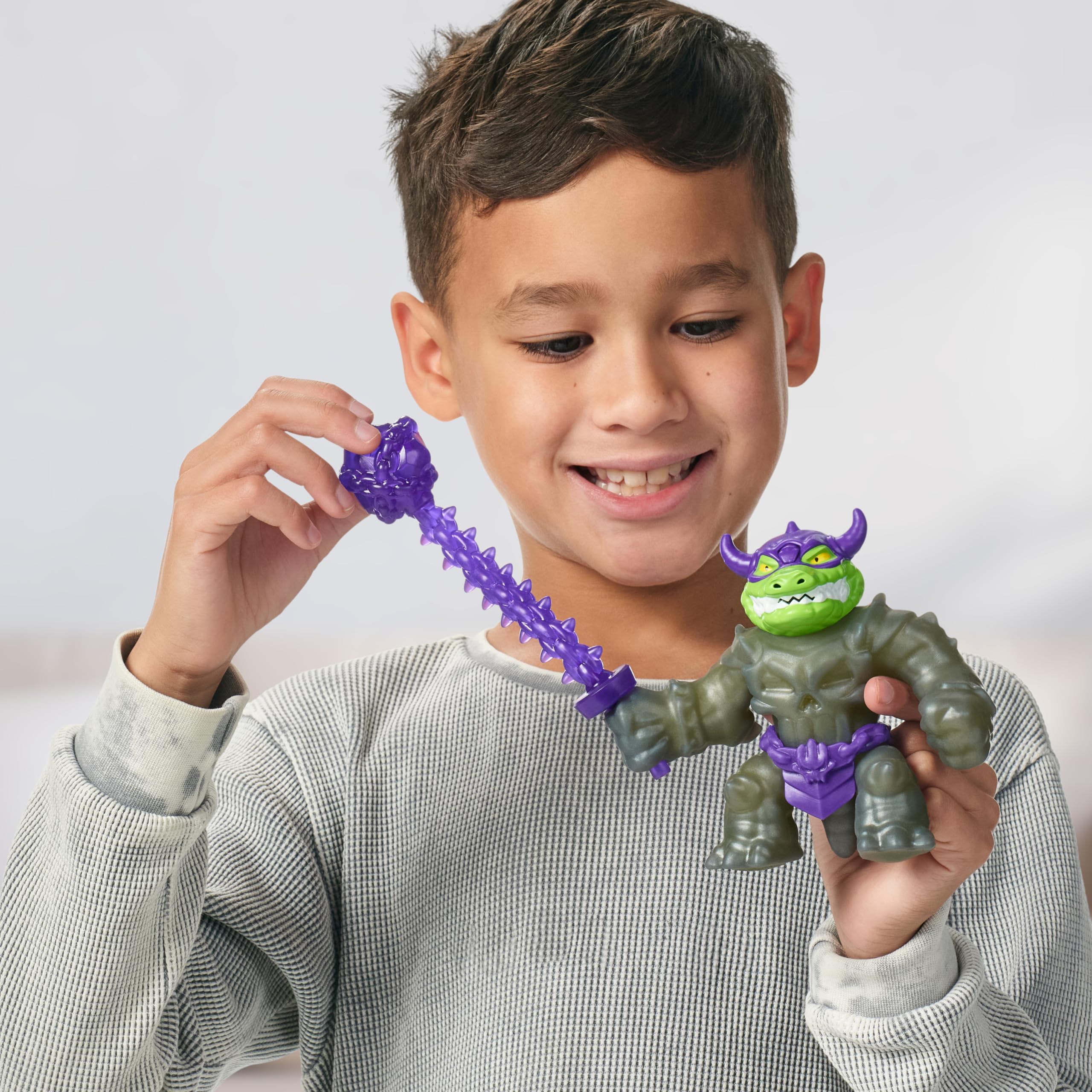 Heroes of Goo Jit Zu Stretch Strikers Rock Jaw Action Figure - 5.5-Inch, 20+ Sounds, Stretchy 3