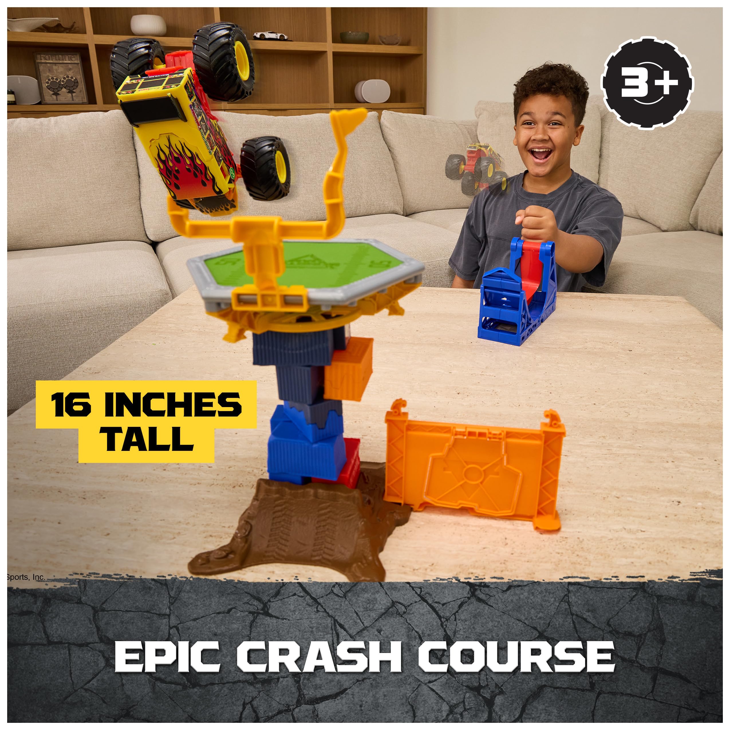 Monster Jam Smash & Bash Crash Course Playset with Launcher, Exclusive 1:64 Truck 2