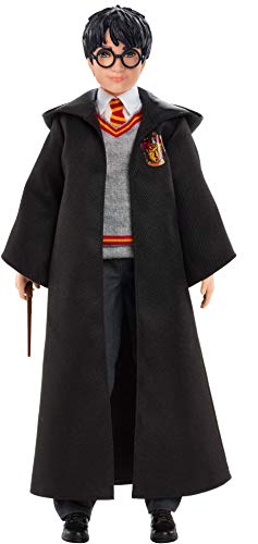 Poupée Harry Potter FYM50 avec robe et baguette de Poudlard