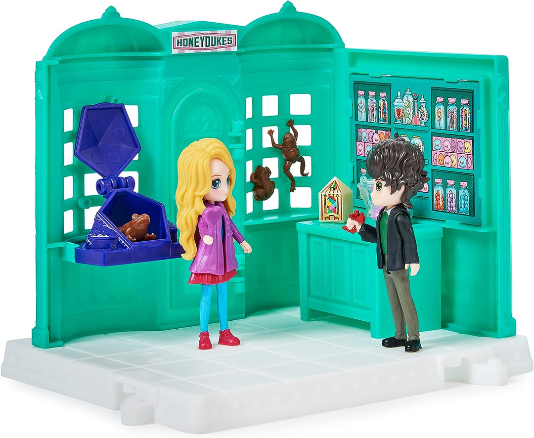 Wizarding World Harry Potter, Magical Minis Honeydukes Sweet Shop with 2 Exclusive Figures and 5 Accessories