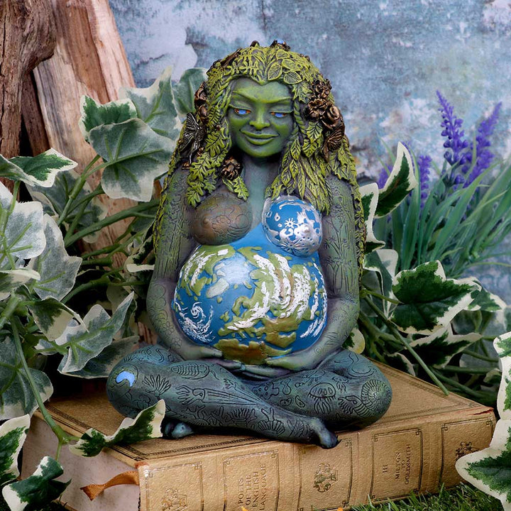 Nemesis Now H3558J7 Mother Earth Figurine 17.5cm Green, Resin, One Size